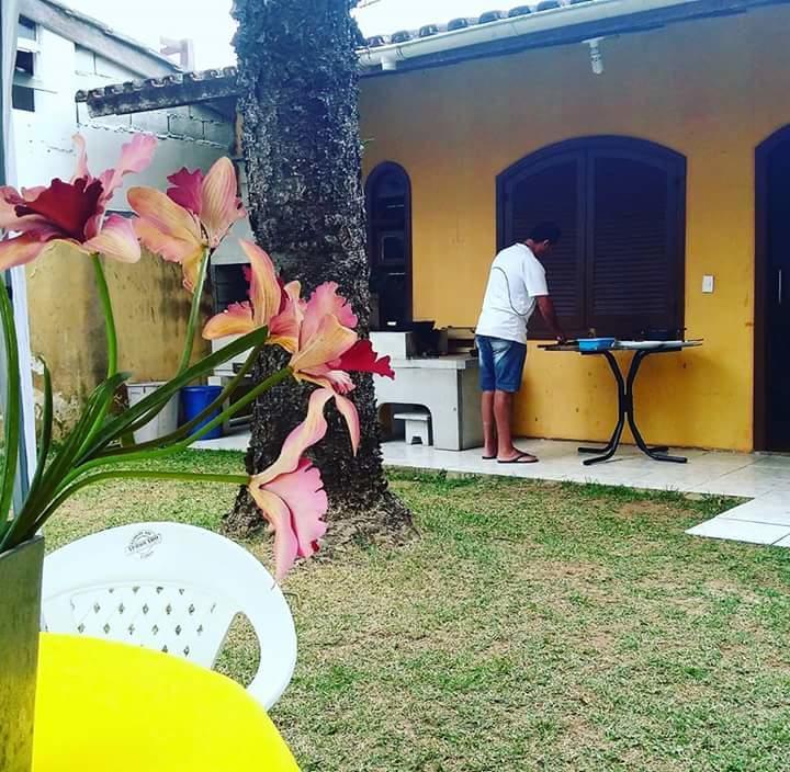 Hostel Balneario Copacabana Caraguatatuba Buitenkant foto